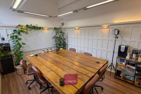 Bookable Meeting Room