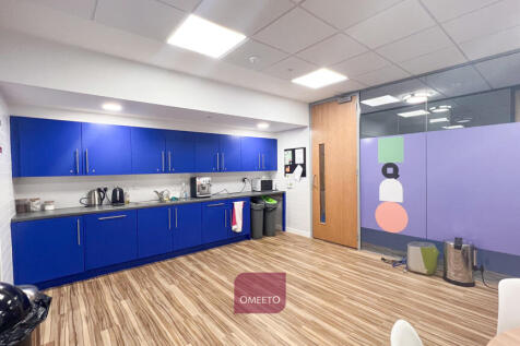 1st Floor shared kitchen