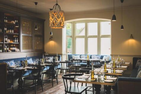 JR20160929_SteinsMarlborough_Interiors17.jpg