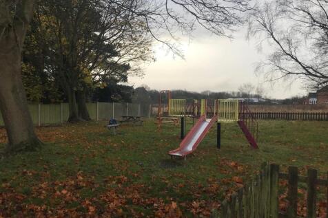 Three Lions Garden.jpg