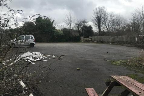 SloopCarPark.jpg