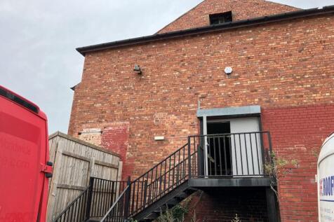 16 Worksop Rear.jpg