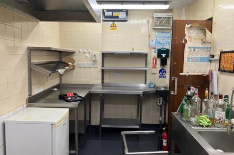 10 WykeKitchen1.jpg
