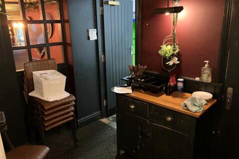 Alba  Trading Area.jpg