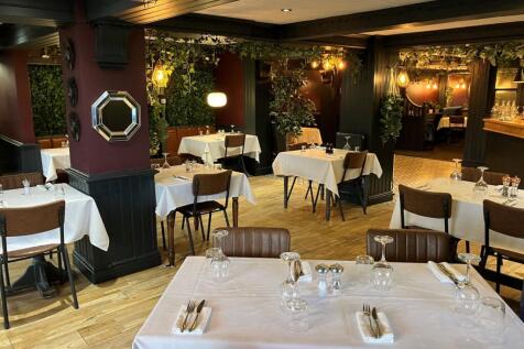 Alba  Main Trading Area 2.jpg