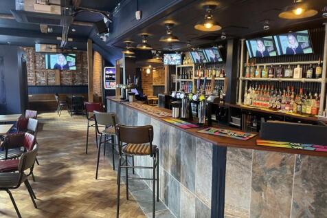 Bar 3.jpg