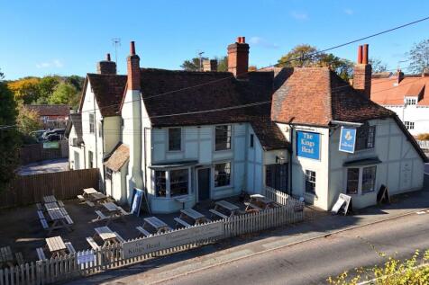 Kings Head Gosfield.jpg