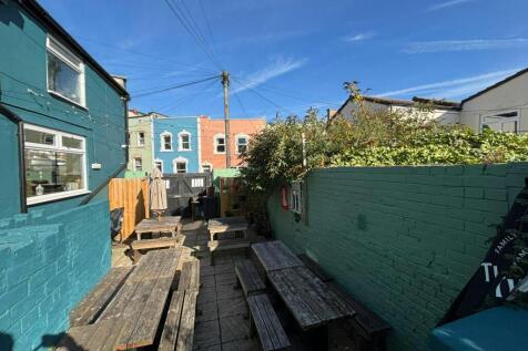 WhatsApp Image 20250929 at 43546 PM 8.jpeg