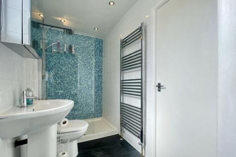En-suite shower room