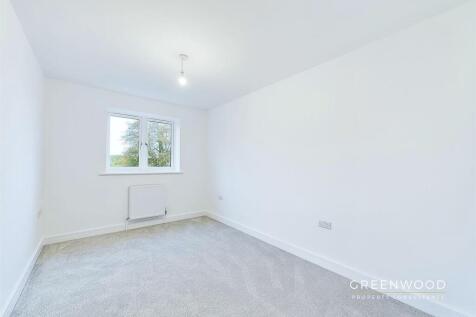 CAM01514G0-PR0109-STILL014.jpg