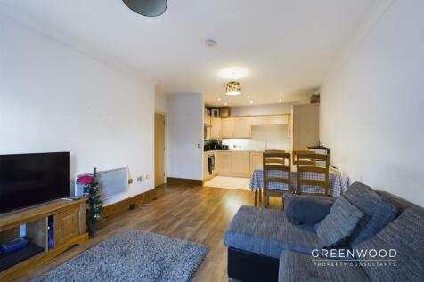 CAM01514G0-PR0054-STILL009.jpg