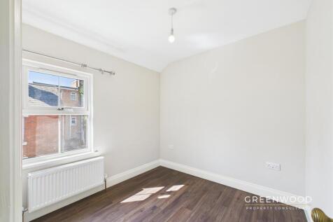 CAM01514G0-PR0132-STILL017.jpg