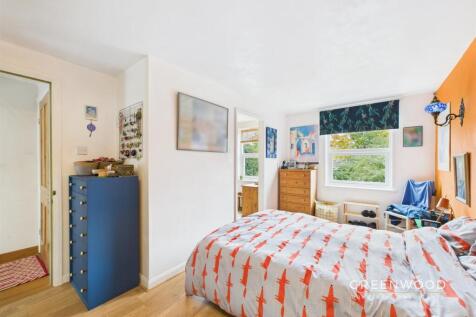 CAM01514G0-PR0162-STILL007.jpg