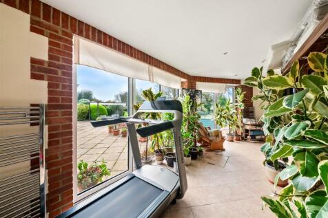 Property Image 32