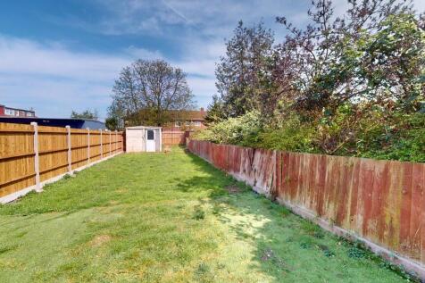 8-Rowan-Crescent-...