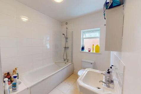 6-Norbury-Court-R...