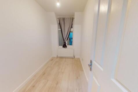 1033-London-Road-12032025_094346