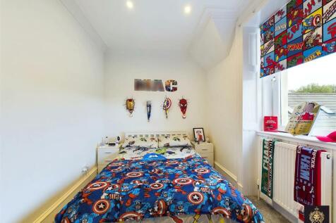 CAM03841G0-PR0033-STILL036.jpg