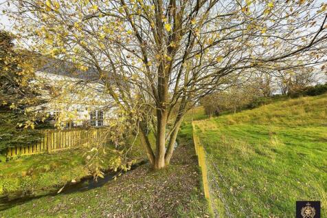 CAM03841G0-PR0037-STILL026.jpg