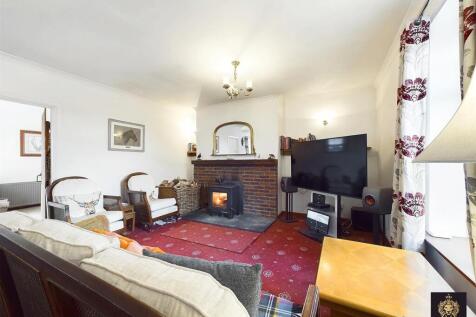 CAM03841G0-PR0057-STILL014.jpg