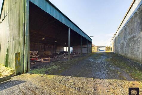 CAM03841G0-PR0057-STILL114.jpg