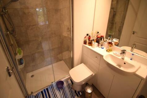 Ensuite shower room 