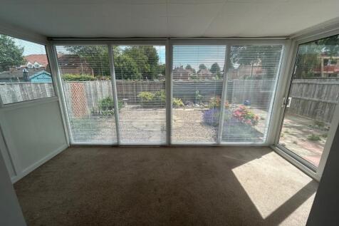 Lounge Extension