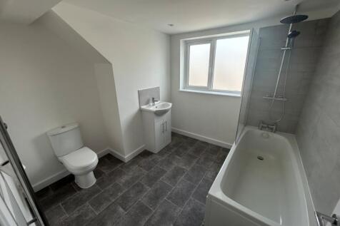 Upstairs Bathroom