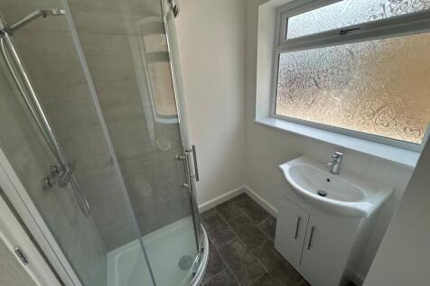 Downstairs Bathroom
