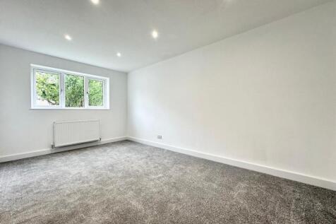 Living Room/Snug