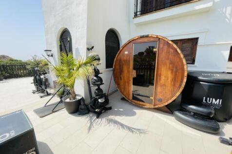 Property Image 11