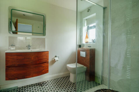 En - Suite Shower Room