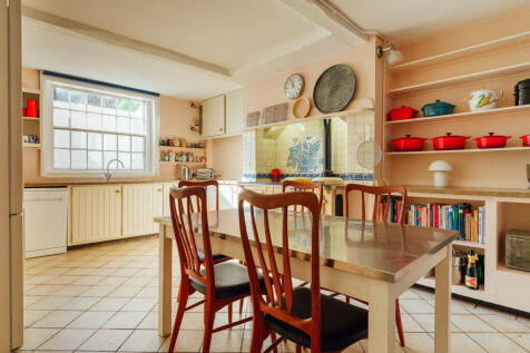 Kitchen / Breakfast Room
