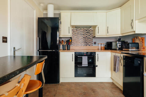 Kitchen / Breakfast Room