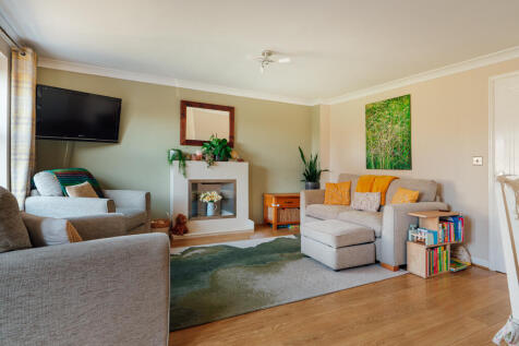 Living / Dining Room