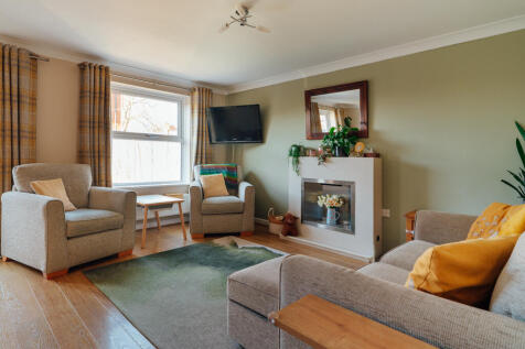 Living / Dining Room