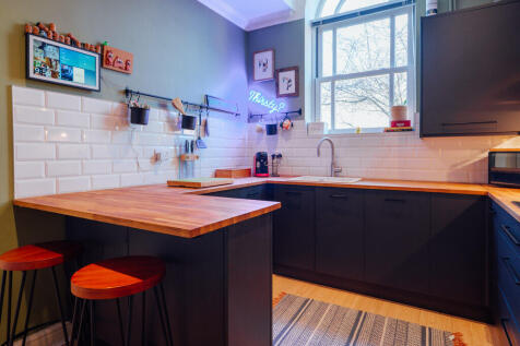 Kitchen / Breakfast Room