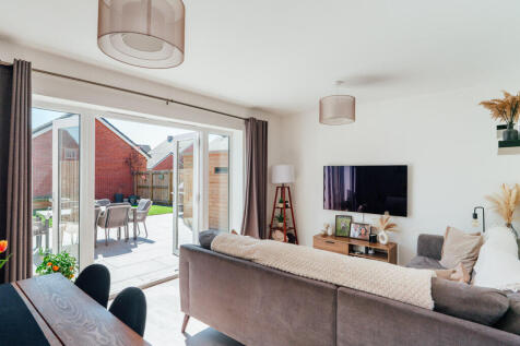 Living / Dining Room