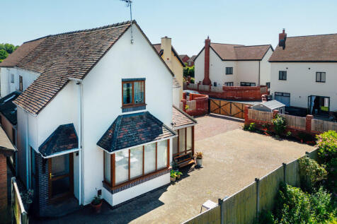 Garden &amp; Parking