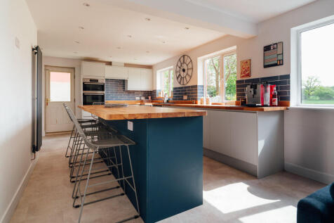 Kitchen / Dining / Family Area