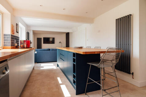 Kitchen / Dining / Family Area