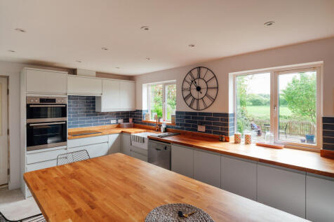 Kitchen / Dining / Family Area