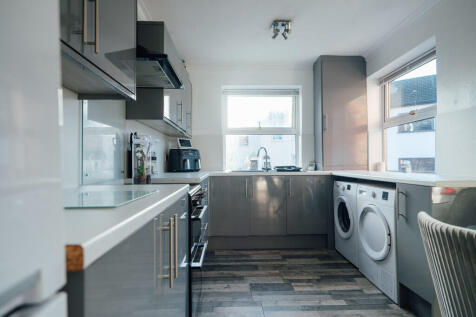 Open Plan Kitchen / Living / Dining Area