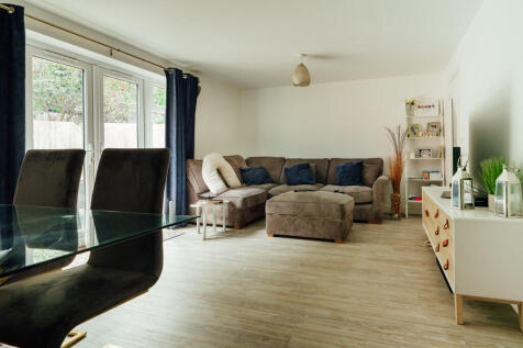 Living / Dining Room