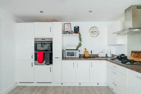 Kitchen / Breakfast Room