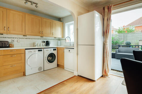 Kitchen / Breakfast Room