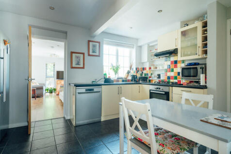 Kitchen / Breakfast Room