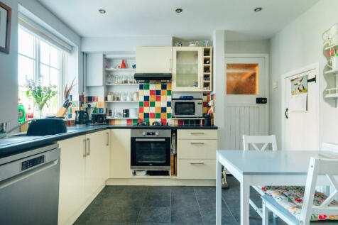 Kitchen / Breakfast Room