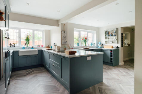 Kitchen / Breakfast Room