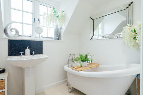 Master En-Suite